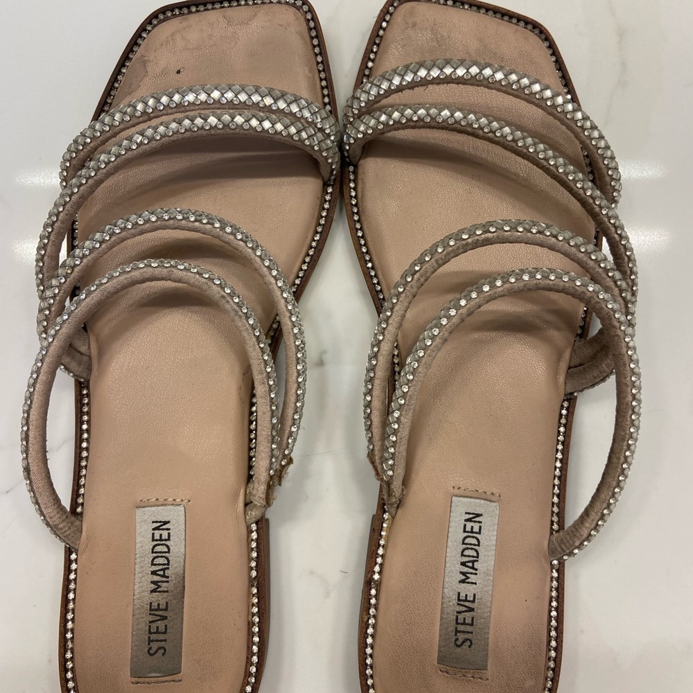 Vince Camuto sparkly sandals 9